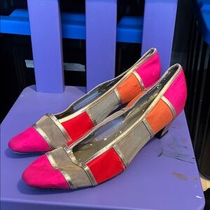 Colorblock Kitten Heel Pumps in Pink, Red & Orange